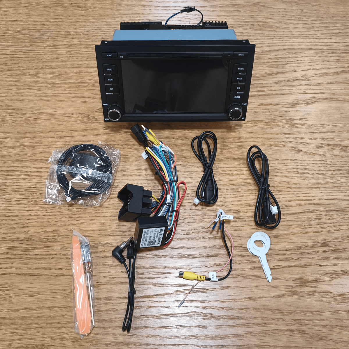 SEAT Leon Mk3 Non-MIB Android Headunit Upgrade with Wireless CarPlay & Android Auto - Modified Parts Supplier
